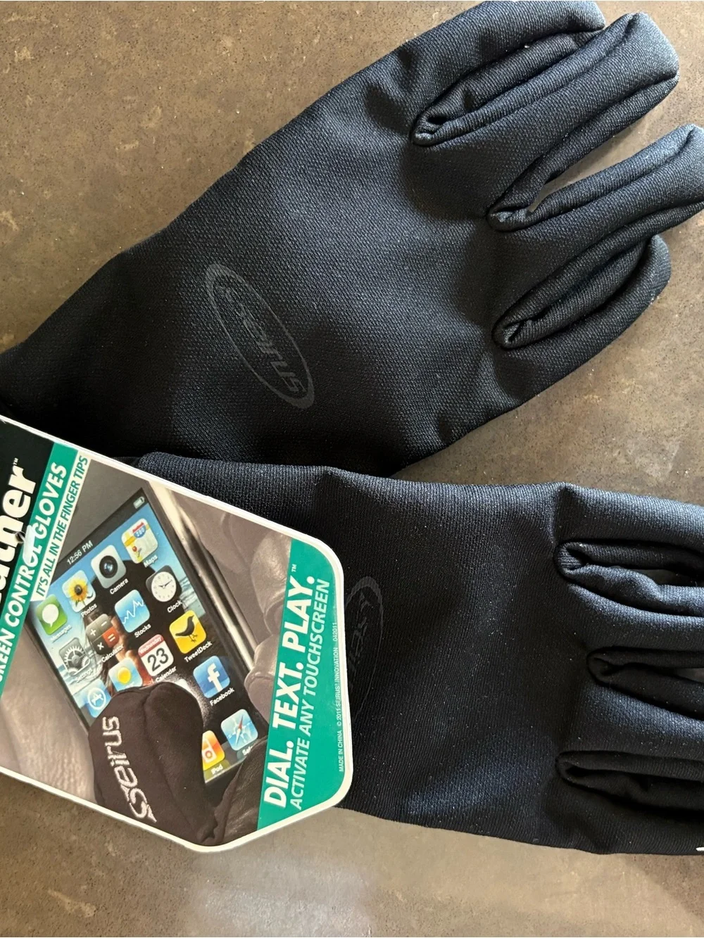Seirus Sound Touch HyperLite All Weather Gloves (1170) Touch Screen Woman’s XS/S